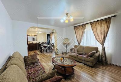 Casă în Șelimbăr