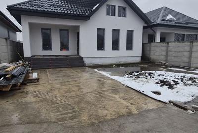Casă cu 3 camere cu Teren 280 Mp în Central - 6