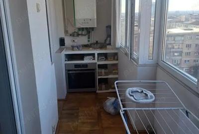 Apartament 3 camere de vanzare , M14 , Neajlov , et. 7 , 69.800 euro neg. - 3
