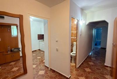 Apartament cu 3 camere decomandat în Exterior Vest - 2