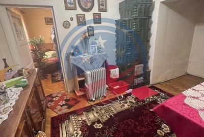 Casă cu 4 camere cu Canalizare în Romanești - 6