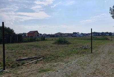 Teren de 763 mp, în Stupini - 1