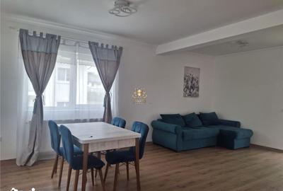 Casă cu 4 camere cu Teren 400 Mp în Recea