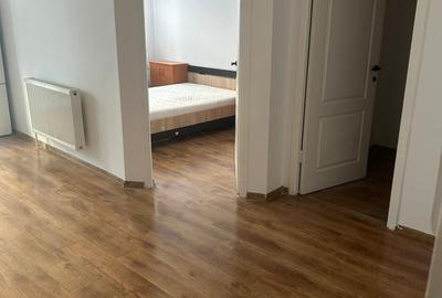 Apartament cu 3 camere semidecomandat, mobilat în Florești - 2