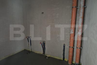 Apartament cu 4 camere semidecomandat în Semicentral - 7