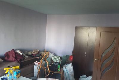 Garsonieră decomandată, mobilată în Titan - 5