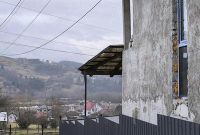 Casă în Vișeu de Jos - 2