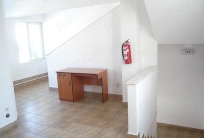 Spațiu comercial, de 950 mp, în Central - 7