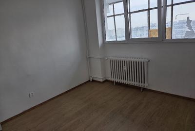 Apartament cu 3 camere decomandat în Drumul Taberei - 1