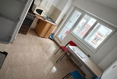 Apartament cu 2 camere decomandat în Traian - 5