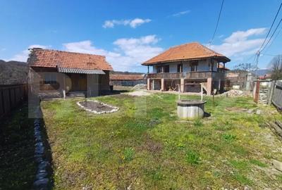 Teren de 5470 mp, în Central - 2