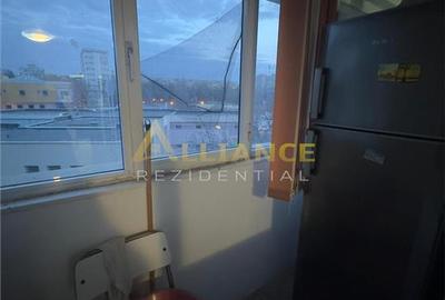 Garsonieră decomandată în Titan - 6