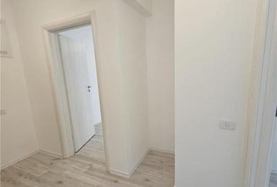 Spațiu comercial, de 67 mp, în Tractorul - 6