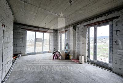 Casă individuală cu 4 camere cu Canalizare în Cetate - 2