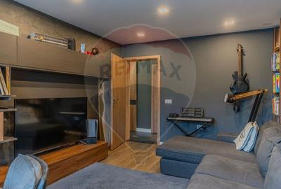 VANZARE/ Apartament cochet 3 camere - Str Prunului 12! - 2