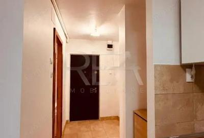 Garsoniera 40 mp, 1/8 -13 Septembrie - 4