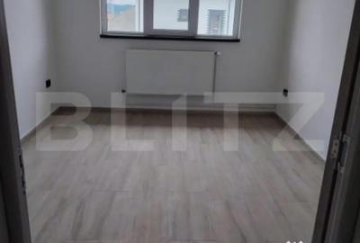 Casă cu 7 camere cu Teren 1388 Mp în Central - 8