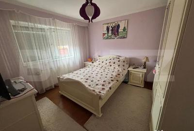 Casă cu 7 camere cu Teren 627 Mp în Jucu - 12