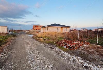 Teren de 671 mp, în Moșnița Nouă