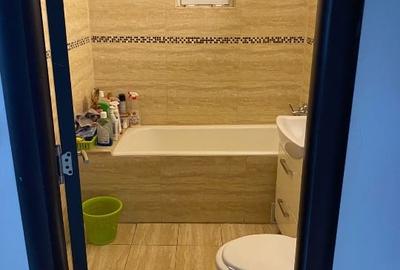 Vand apartament 3 camere, parter, transformat in spatiu comercial si garsoniera - 6