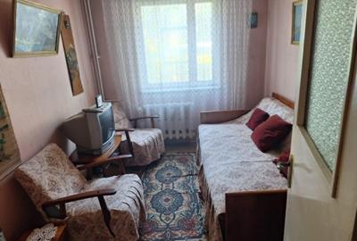 3 Camere Semidecomandat , Tomis Nord , Dobrila Eugeniu,0/4,  53mp - 3