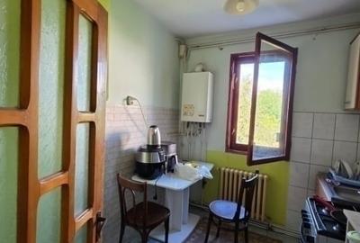 Tudor Vladimirescu-Bucsinescu- 2 Camere  Decomandat 50mp - 2