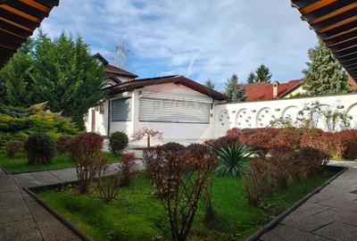 Două vile de patrimoniu, restaurate integral, cu farmec interbelic - 38