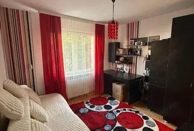 Tudor - Vanzare ap. 4 camere + garaj - Str. Prieteniei - 2