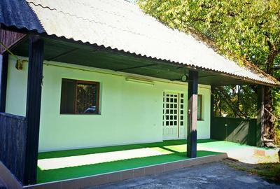 Casă cu Teren 1600 Mp în Central - 3