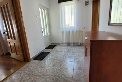 Casă cu 2 camere cu Teren 200 Mp în Republicii - 1