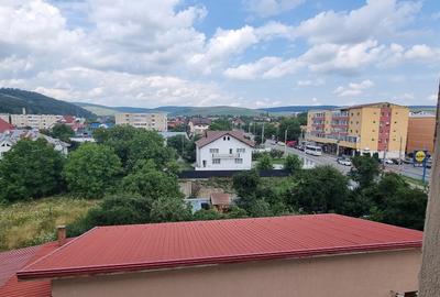 Apartament 4 camere LIDL Darmanesti - 1