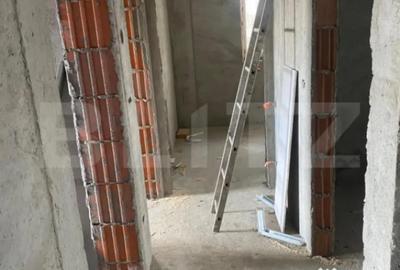 Casă cu 4 camere cu Teren 250 Mp în Central - 2