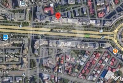 Spațiu comercial, de 1,300 mp, în Unirii - 7