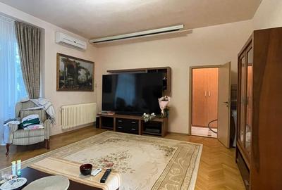 Apartament cu 4 camere decomandat, mobilat în Punctele Cardinale - 2