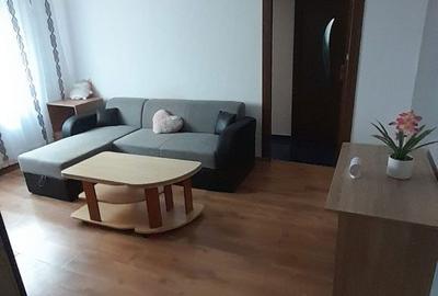 Apartament cu 2 camere semidecomandat în Central - 1