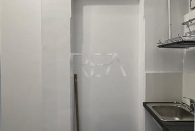 Garsonieră decomandată în Lahovari - 6