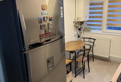 Apartament cu 3 camere în Republicii