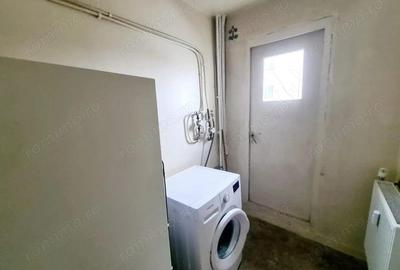 Apartament cu 3 camere decomandat în Petrișor - 2
