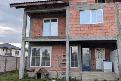Casă cu 4 camere cu Teren 170 Mp în Central - 3