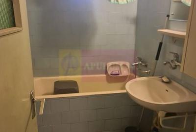 Apartament cu 2 camere de vanzare in Campina - Zona Piata Centrala - 9