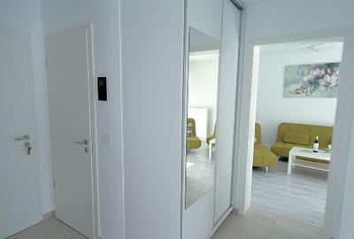 Mall Coresi - apartament 2 camere decomandat - boxa - loc de parcare propriu - 8