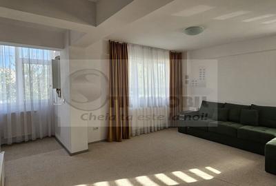 Apartament cu 3 camere decomandat, mobilat în Bucium