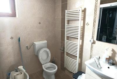 Casă cu 4 camere în Hunedoara - 9