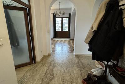 Apartament cu 4 camere, mobilat în Centrul Istoric - 5
