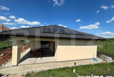 Casă cu 4 camere cu Teren 800 Mp în Corușu - 2