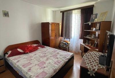 De vanzare apartament cu 3 camere zona veteranilor,Militari