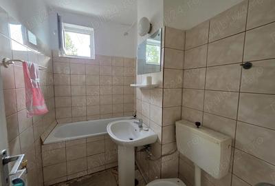 Apartament 3 camere decomandat et 3 Deva, str. Progresului 66 mp utili + balcon Vedere spre Cetate - 8