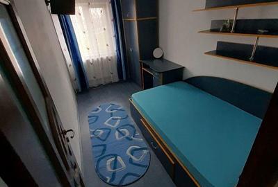 Apartament cu 3 camere semidecomandat în Exterior Vest - 2