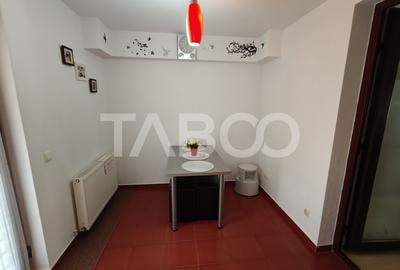 Casa cu 4 camere - 3 locuri de parcare - curte - filigorie - pivnita - 23