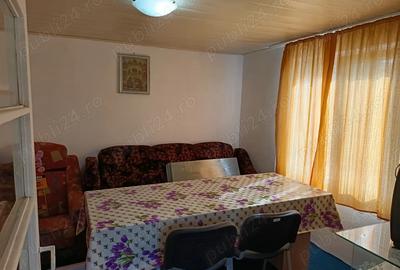 Casa cu curte si gradina - zona linistita si frumoasa - 2